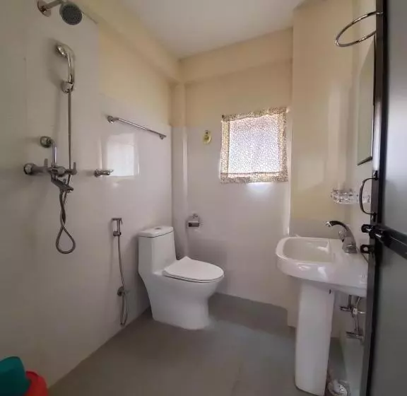 پانسیون Santoshi Guest House, Pokhara