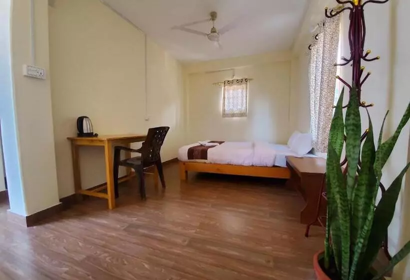 پانسیون Santoshi Guest House, Pokhara