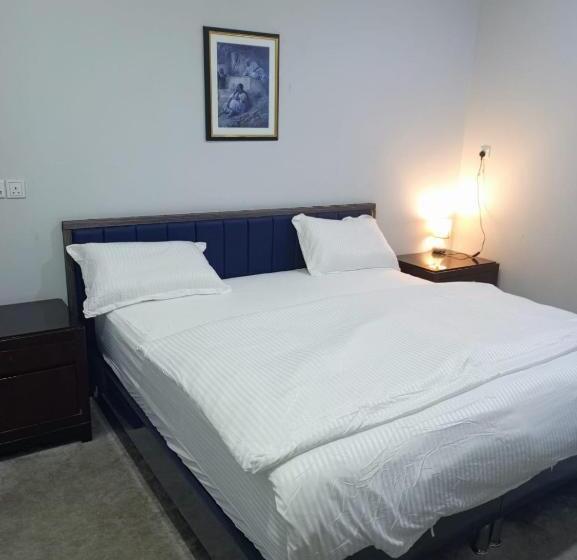 شقق الملتقي