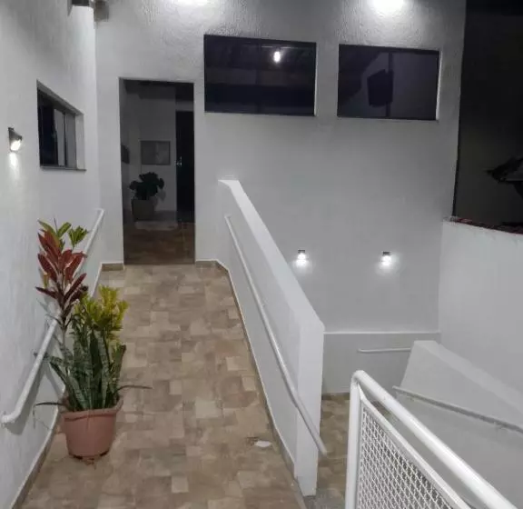 Retkeilymaja Pousada Três Marias Cachoeira Paulista