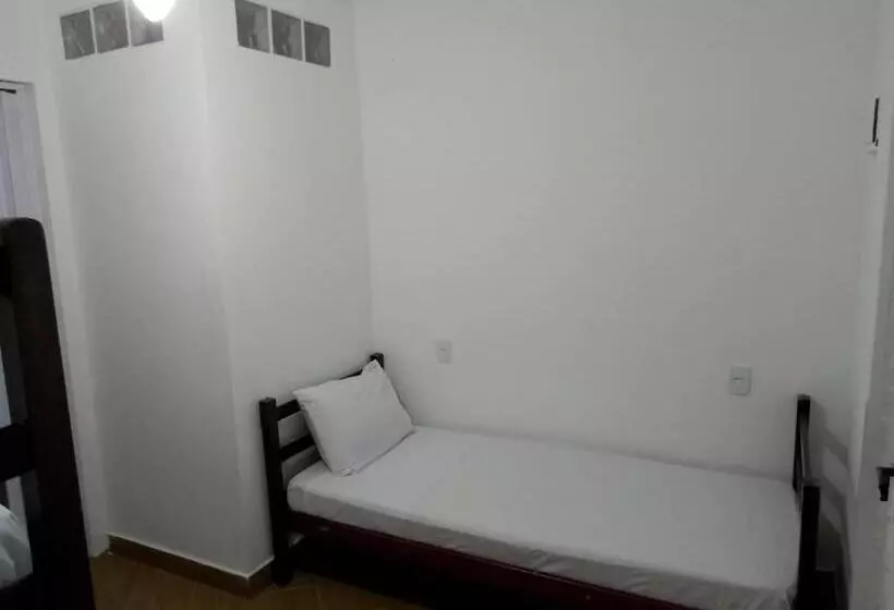 Retkeilymaja Pousada Três Marias Cachoeira Paulista