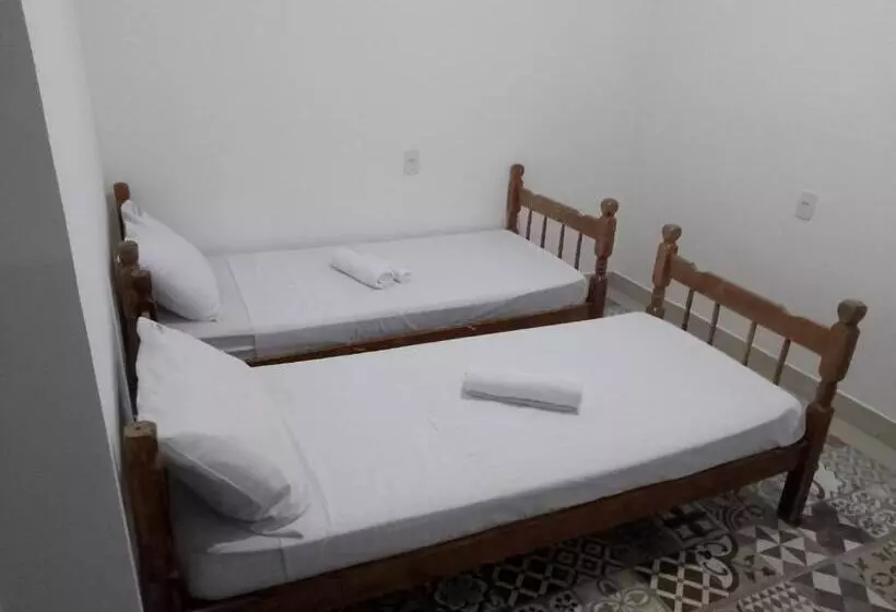 Retkeilymaja Pousada Três Marias Cachoeira Paulista