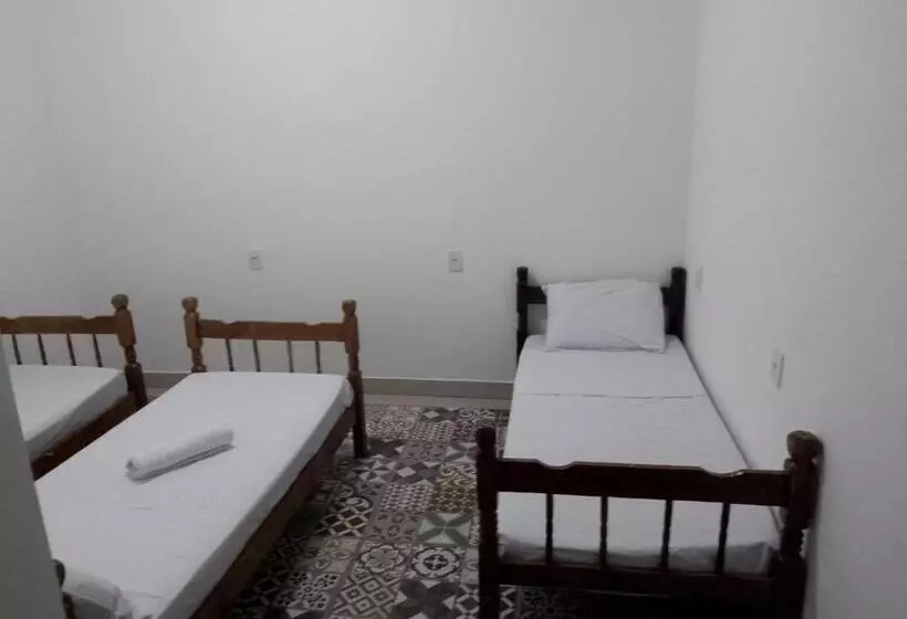 Retkeilymaja Pousada Três Marias Cachoeira Paulista