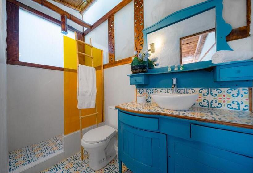 تختخواب و صبحانه Cabaña Aguamarina Seilan Alojamiento Rural