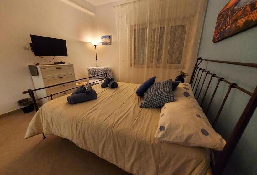 تختخواب و صبحانه Morghen 88 Vomero Rooms