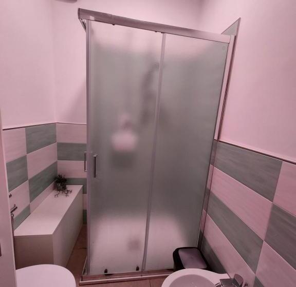 تختخواب و صبحانه Morghen 88 Vomero Rooms