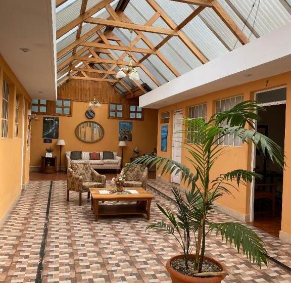 تختخواب و صبحانه Posada Rosa Balvina