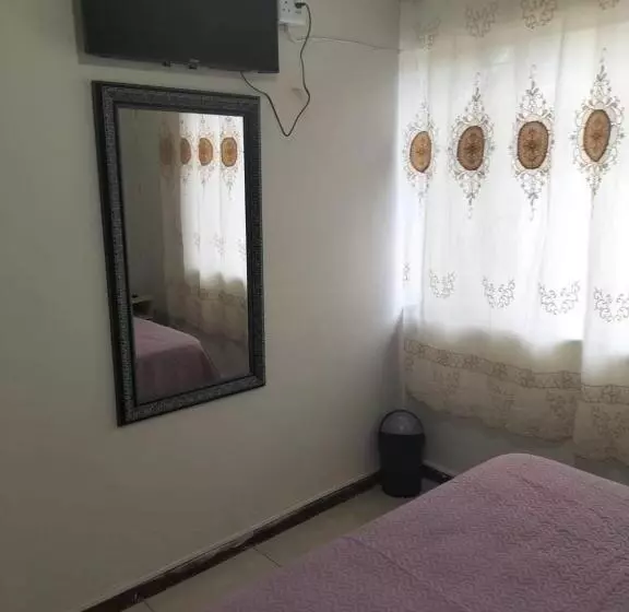 تختخواب و صبحانه Restwell Accommodation
