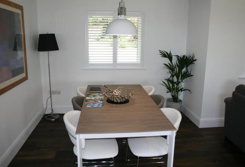 ベッドアンドブレックファースト The Cabin 2 Bedroom Property