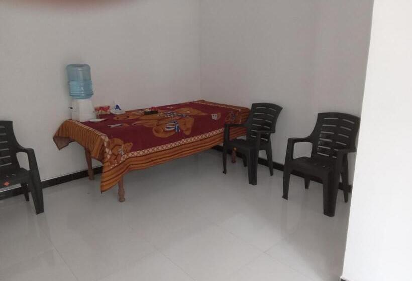 فندق Astral Residence