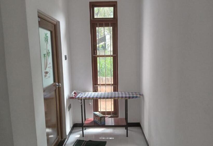 فندق Astral Residence