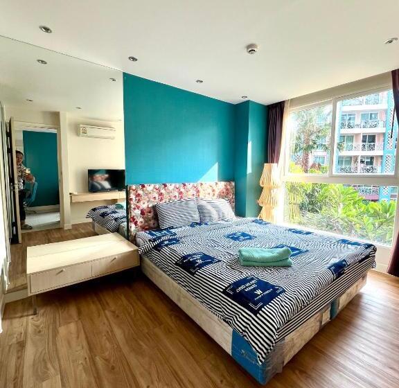 هتل Grande Caribbean Condo By Ping An