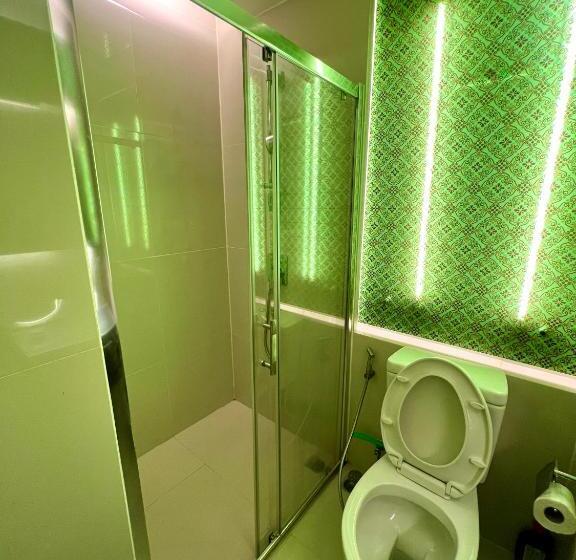 هتل Grande Caribbean Condo By Ping An