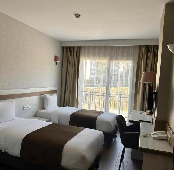 בית מלון כפרי Kanyon Vadi̇