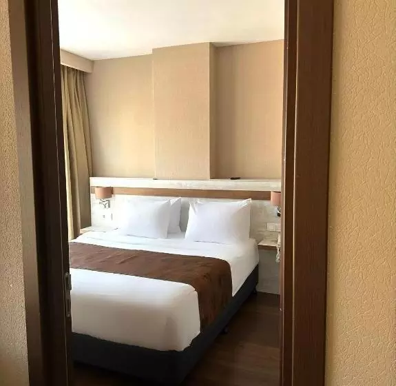 ホテル Kanyon Vadi̇