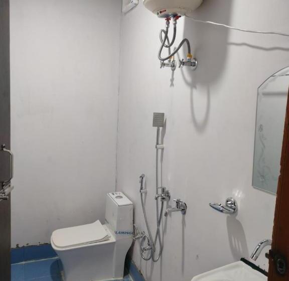 Отель Kedar Hill Resort Sonprayag