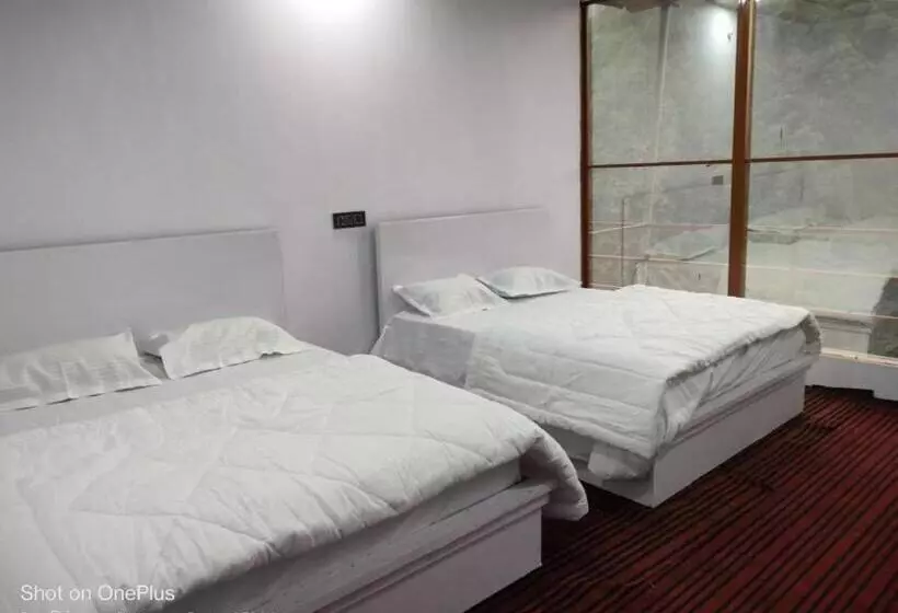 ホテル Kedar Hill Resort Sonprayag