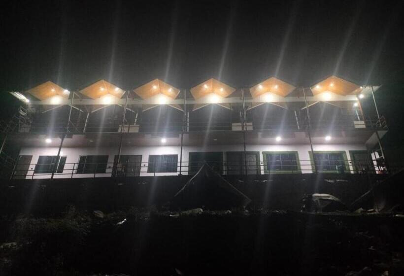 Отель Kedar Hill Resort Sonprayag