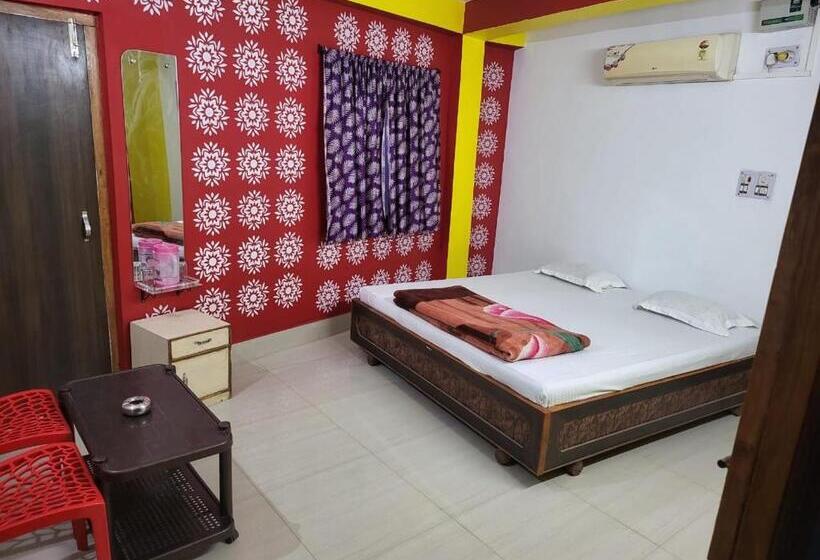 فندق Nilay And Manjula Banquet