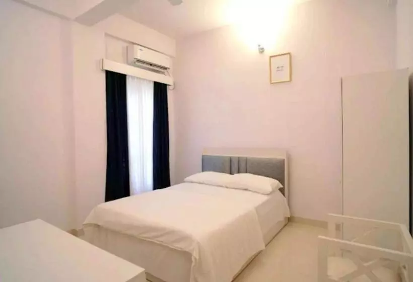 ホテル Oyo Kailath Saf E Stay Tourist Home