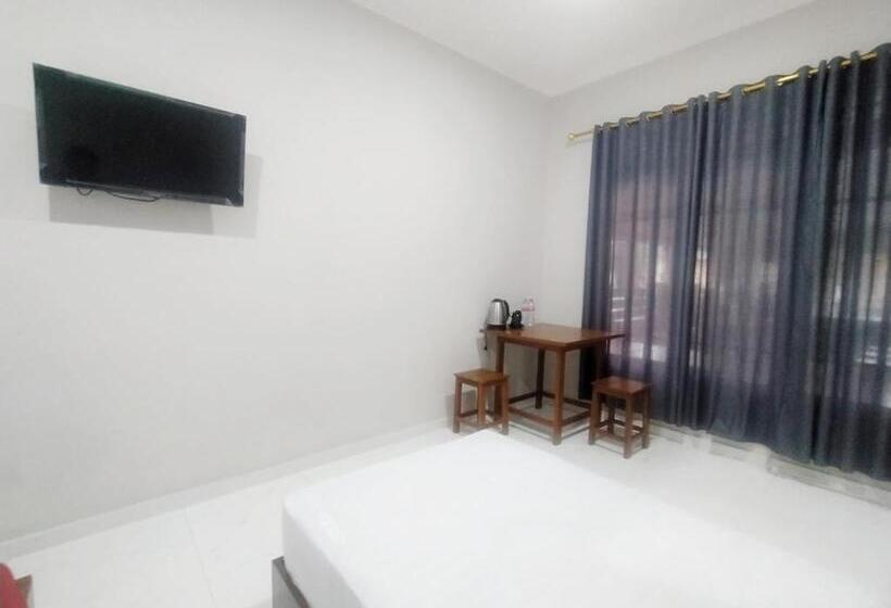 בית מלון כפרי Reddoorz Syariah Near Stasiun Purwokerto