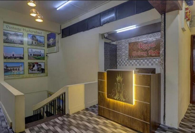 ホテル The Royal Galaxy