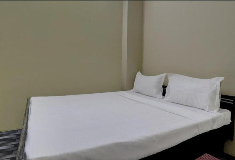 ホテル The Royal Galaxy