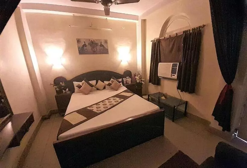 Hotelli Swapanlok, Couple Friendly