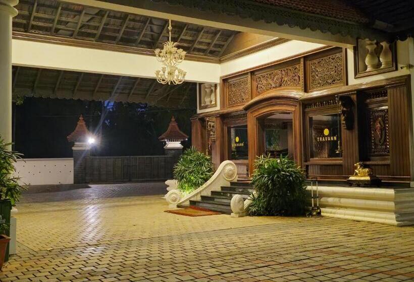 호텔 Travann