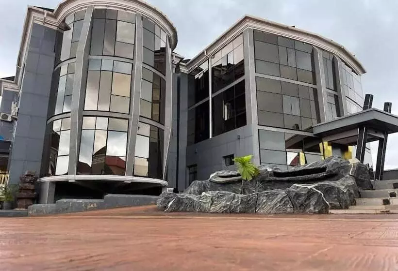 Infinite Luxury Hotels And Suites