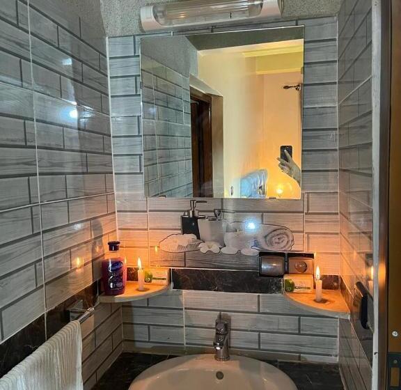 پانسیون Armed Family Lodge