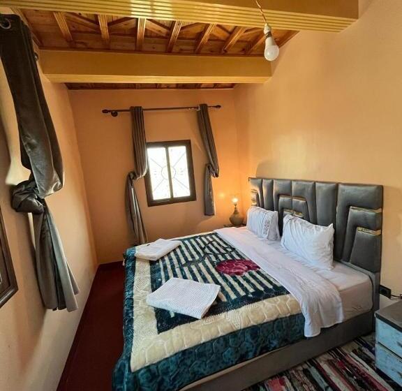 پانسیون Armed Family Lodge