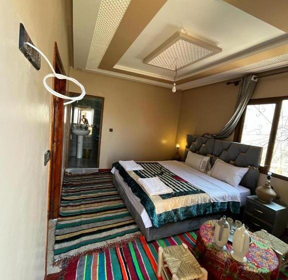 پانسیون Armed Family Lodge