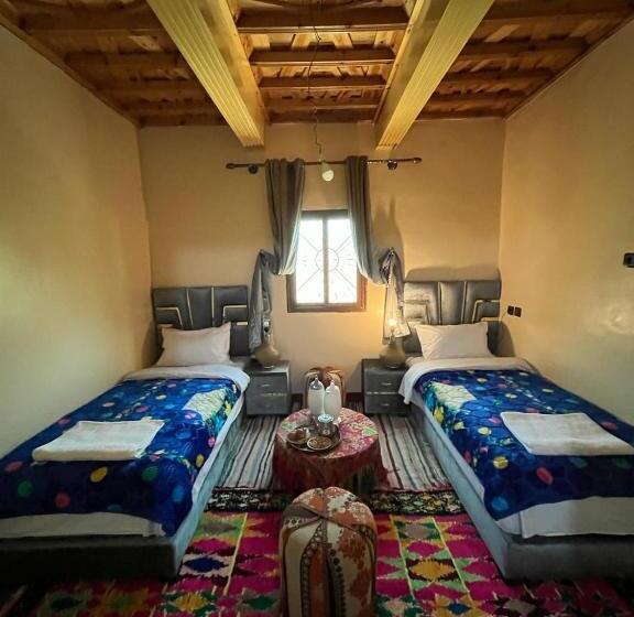 پانسیون Armed Family Lodge