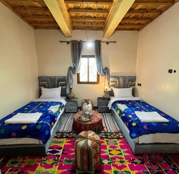 پانسیون Armed Family Lodge