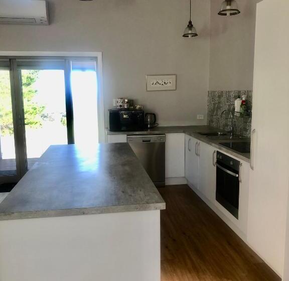 פנסיון Danara Cottage