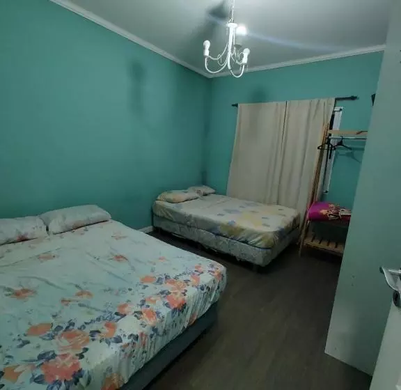 پانسیون Hostel Ezeiza