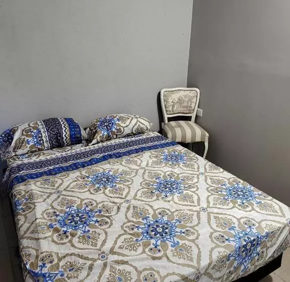 پانسیون Hostel Ezeiza