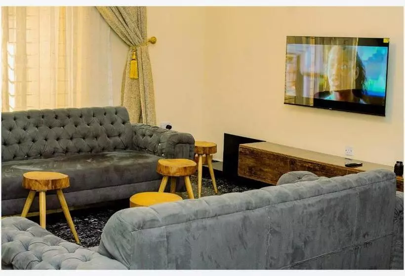 پانسیون House 7a