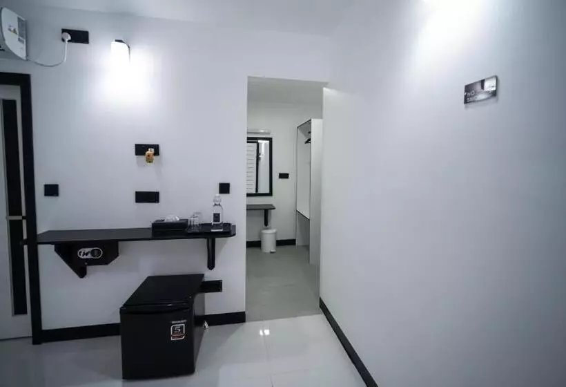 پانسیون Sunset Beach Stay At Mathiveri