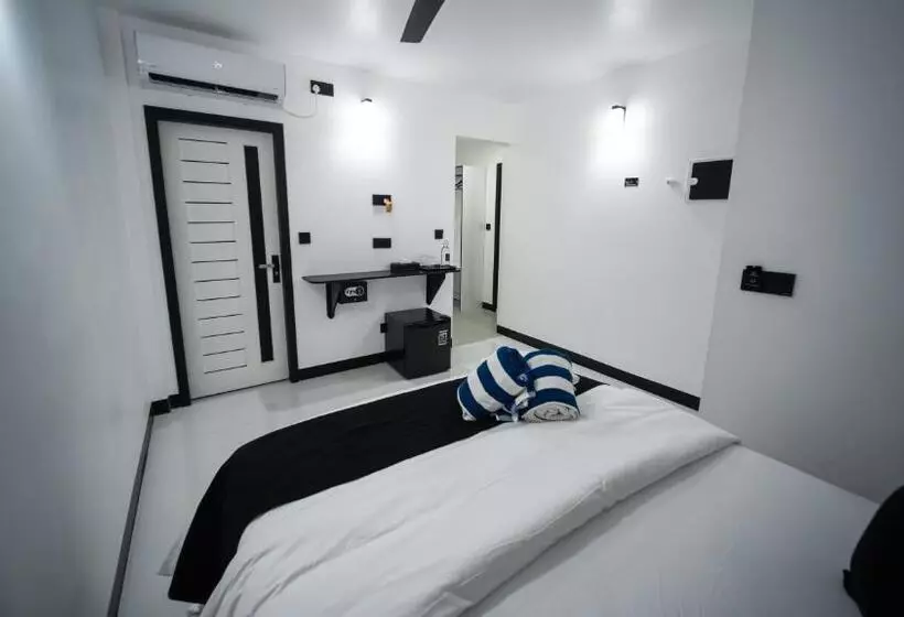 پانسیون Sunset Beach Stay At Mathiveri