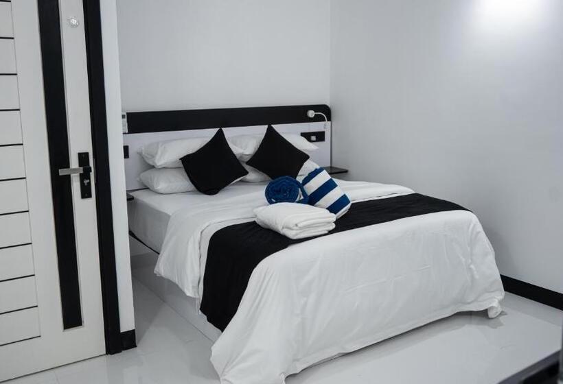 پانسیون Sunset Beach Stay At Mathiveri