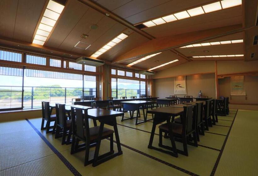 료칸 南郷温泉 二葉屋