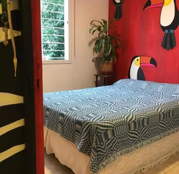 ベッドアンドブレックファースト Hostel House Casa De Los Pájaro