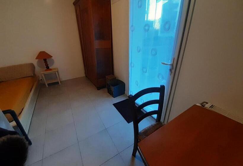 تختخواب و صبحانه Kattalin Enia