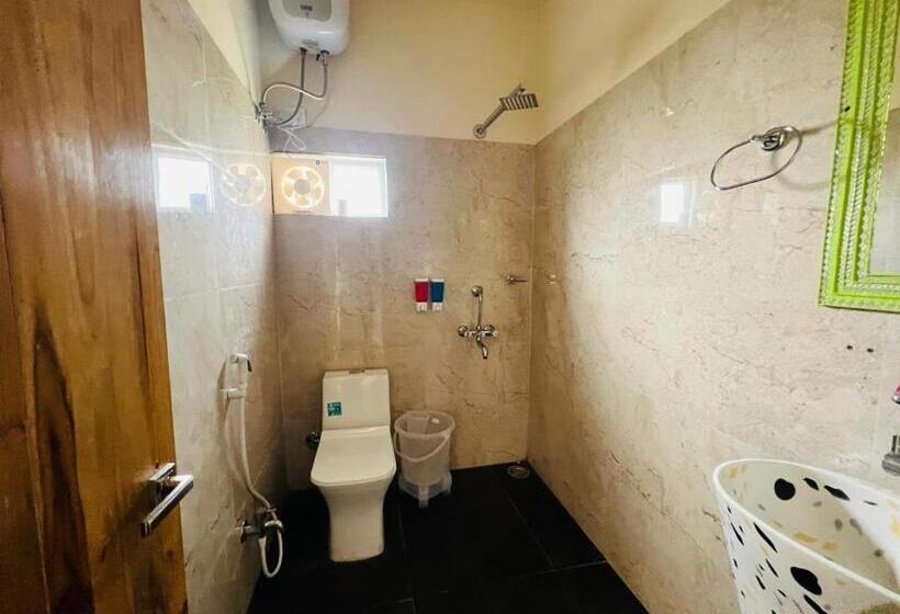 The Dee Glanc A Pure Veg Hotel Near Bus Stand Udaipur