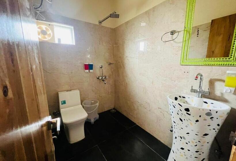 The Dee Glanc A Pure Veg Hotel Near Bus Stand Udaipur