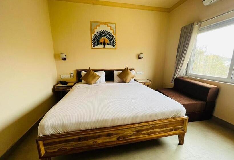 The Dee Glanc A Pure Veg Hotel Near Bus Stand Udaipur