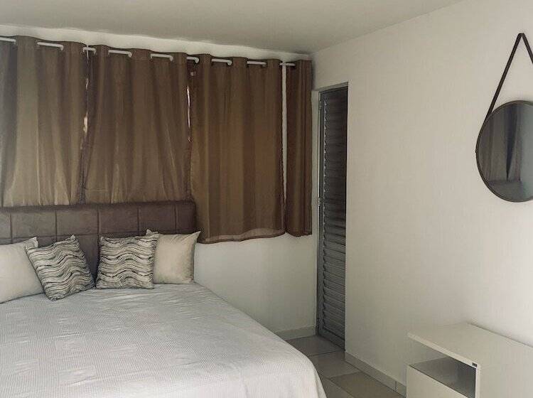 Отель Pousada Leon