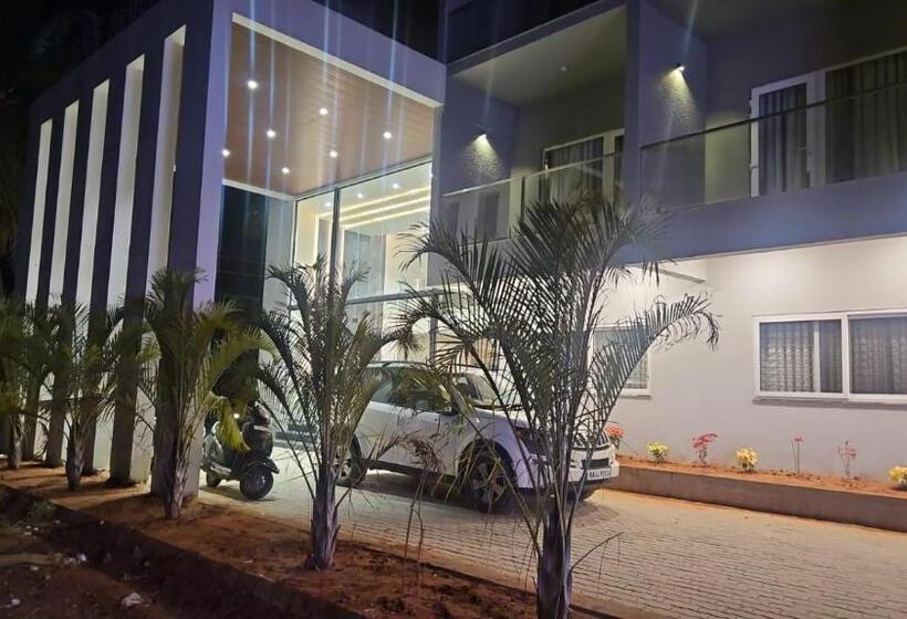 ホテル Sns Regency